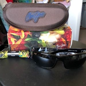 Maui Jim Canoes